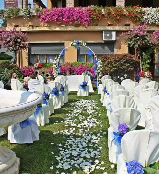 Hotelli Affitta Camere Il Commercio