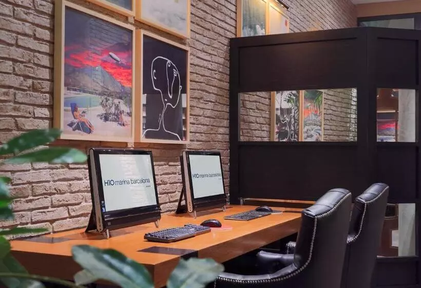 Отель H10 Marina Barcelona