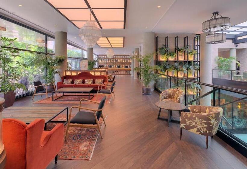 Отель H10 Marina Barcelona