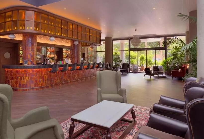 Отель H10 Marina Barcelona