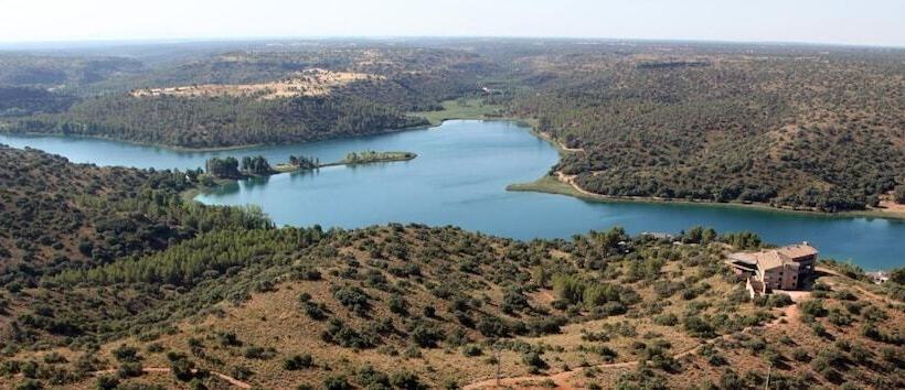 Отель Hostal Guadiana