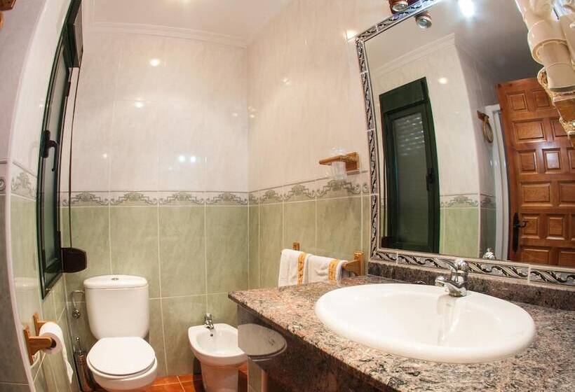 Отель Hostal Guadiana