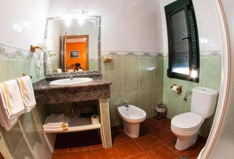 호텔 Hostal Guadiana