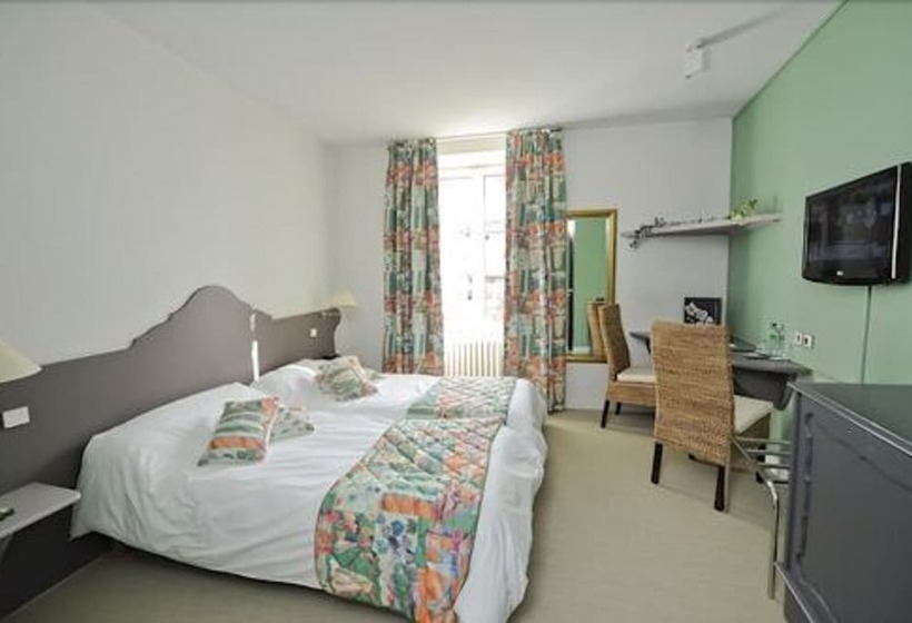 בית מלון כפרי Hôtel Logis Le Bourbon