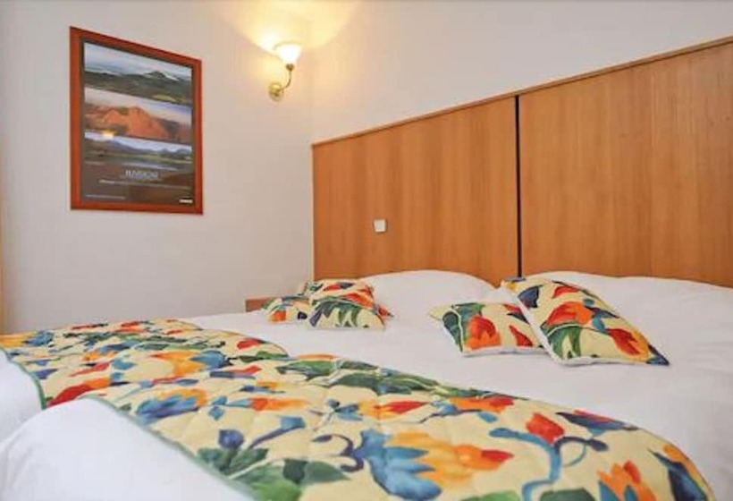 בית מלון כפרי Hôtel Logis Le Bourbon