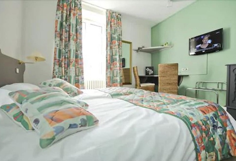 בית מלון כפרי Hôtel Logis Le Bourbon