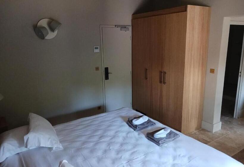 فندق La Bastide D'eygalières