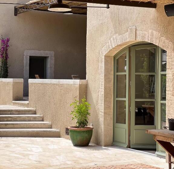 فندق La Bastide D'eygalières