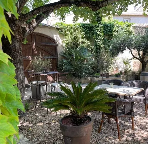 ホテル La Passiflore