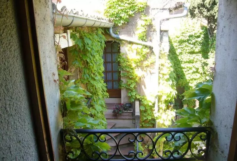 ホテル La Passiflore