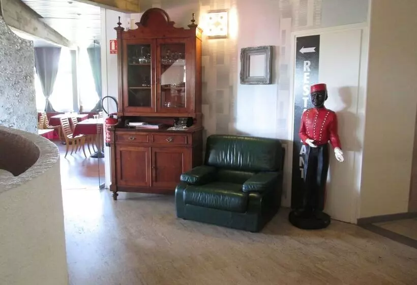 Отель Les Gravades