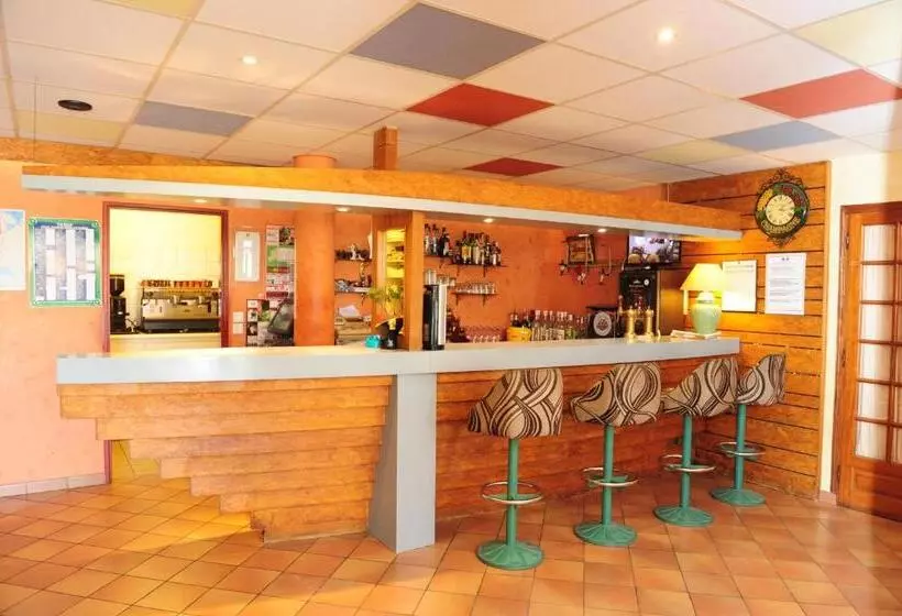 酒店 Logis Argonne Hôtel