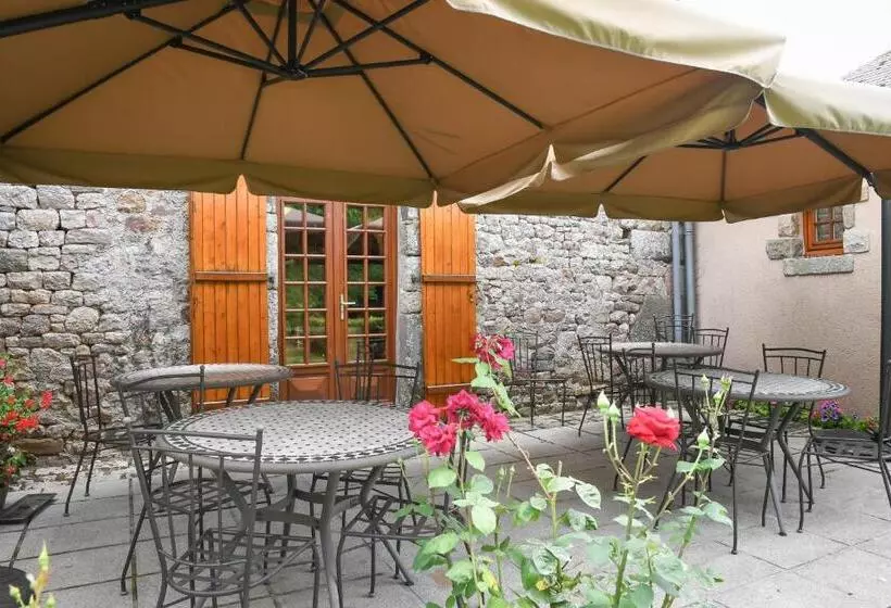 Отель Manoir De L Acherie