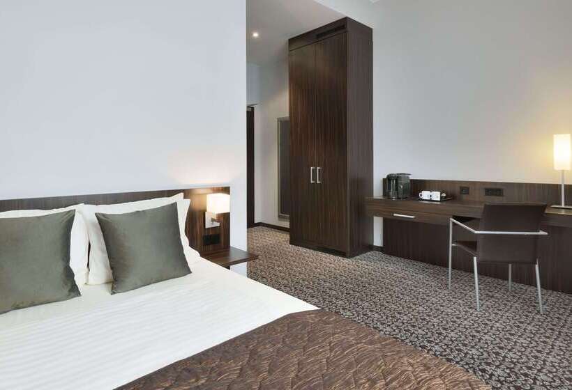 فندق Ramada By Wyndham Frankfurt Central Station