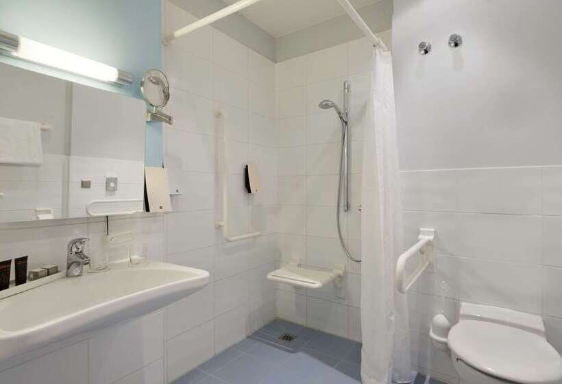 فندق Ramada By Wyndham Frankfurt Central Station