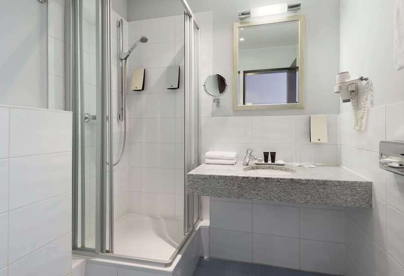 فندق Ramada By Wyndham Frankfurt Central Station