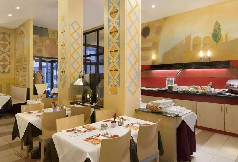 Szálloda Ramada By Wyndham Frankfurt Central Station