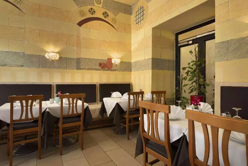 Szálloda Ramada By Wyndham Frankfurt Central Station