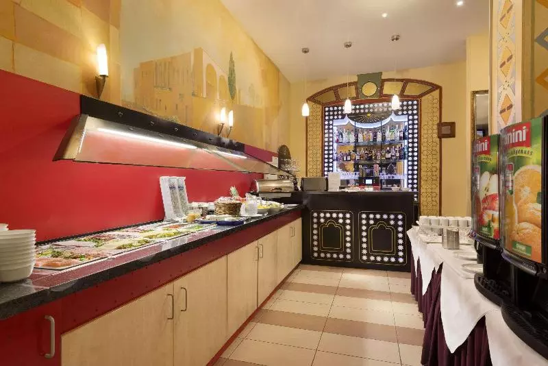 Szálloda Ramada By Wyndham Frankfurt Central Station