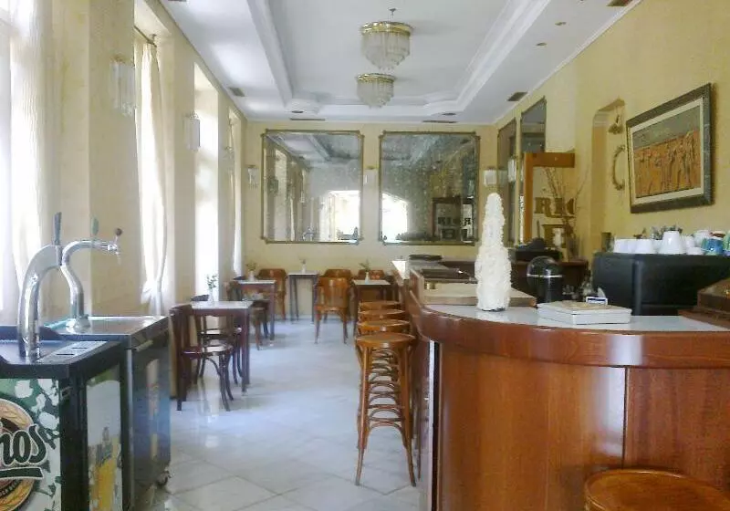 בית מלון כפרי Rio Athens