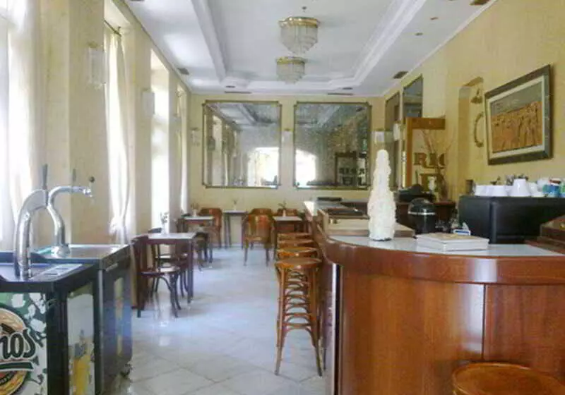 בית מלון כפרי Rio Athens