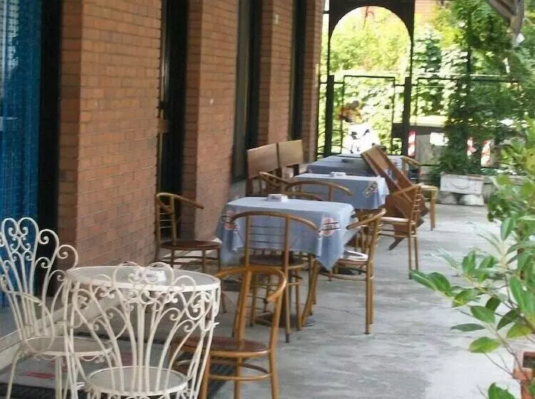 Hôtel Ristorante Delle Rose