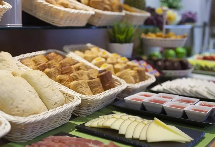 فندق Porcel Torre Garden