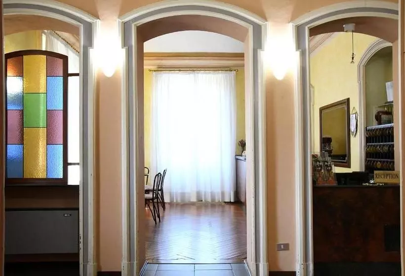 酒店 Villa Conte Riccardi