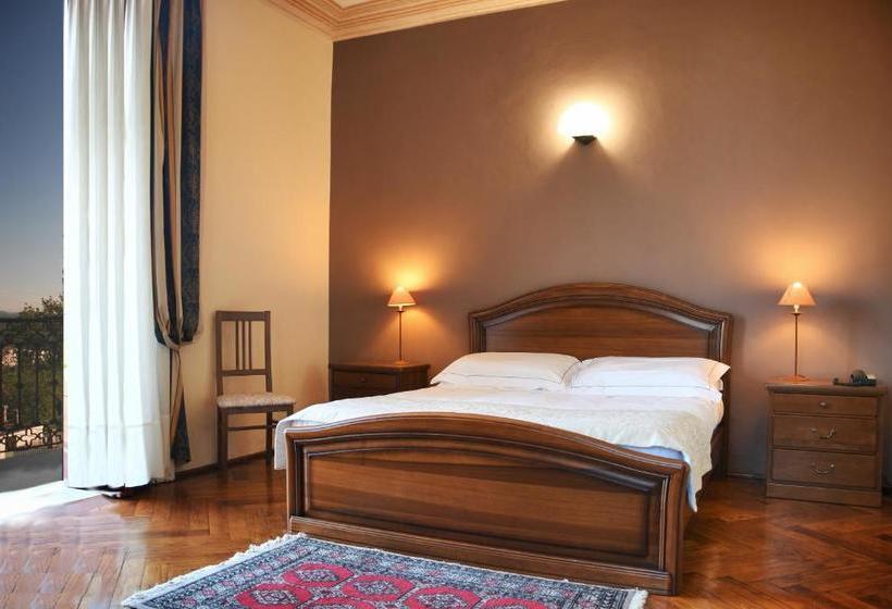 בית מלון כפרי Villa Conte Riccardi