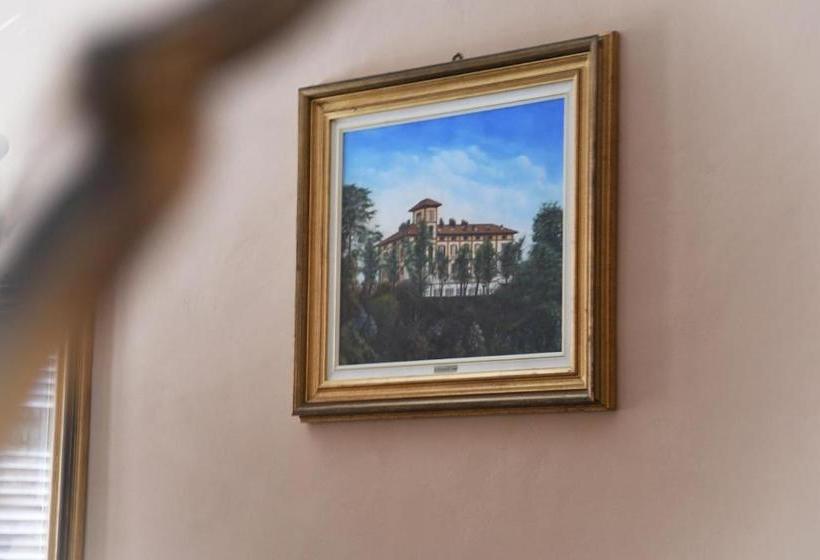 בית מלון כפרי Villa Conte Riccardi