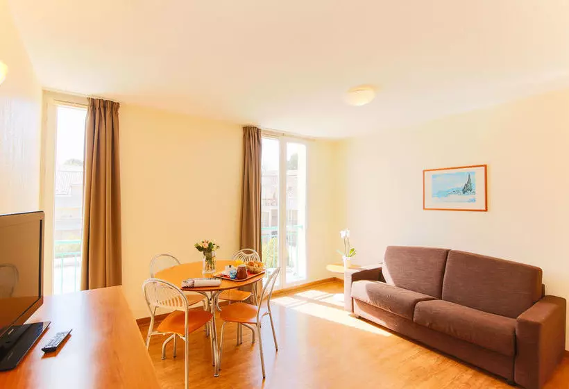 Inter-Hotel Résidence Sea Side Park 