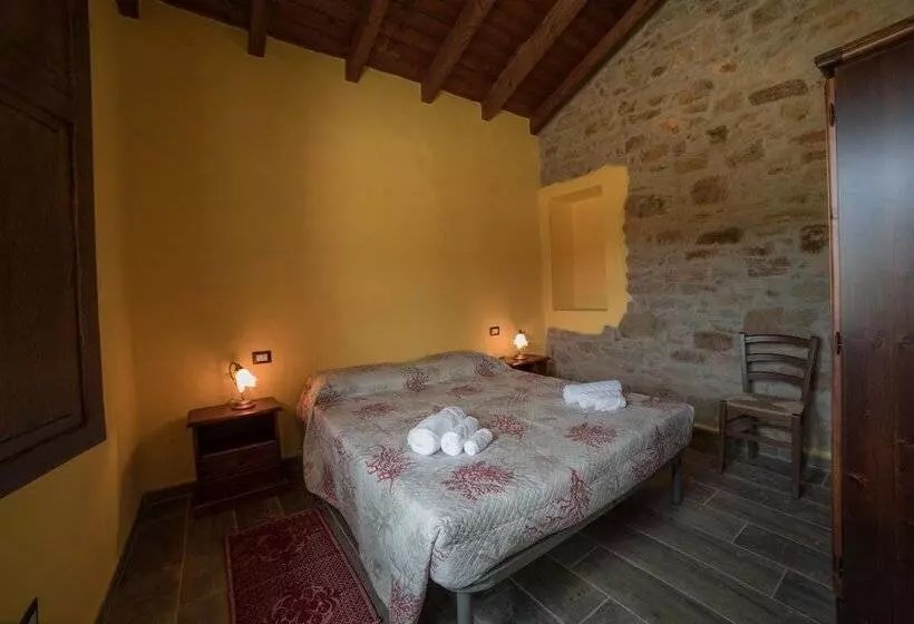 Aamiaismajoitus (B&B) Arroccas De Is Istellas