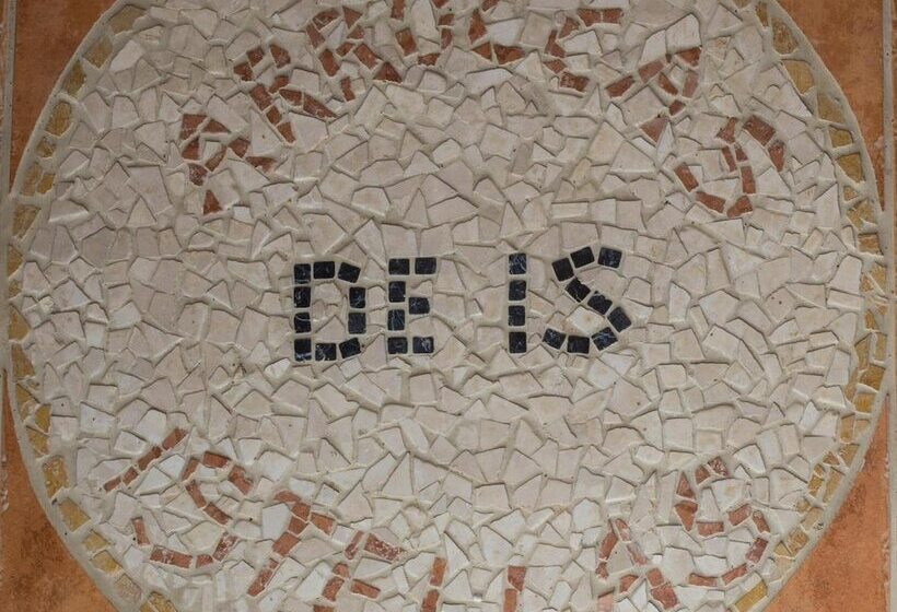 مبيت وإفطار Arroccas De Is Istellas