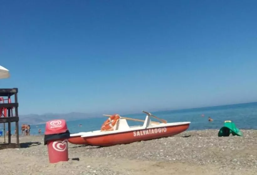 Aamiaismajoitus (B&B) Beb Oasi Marina