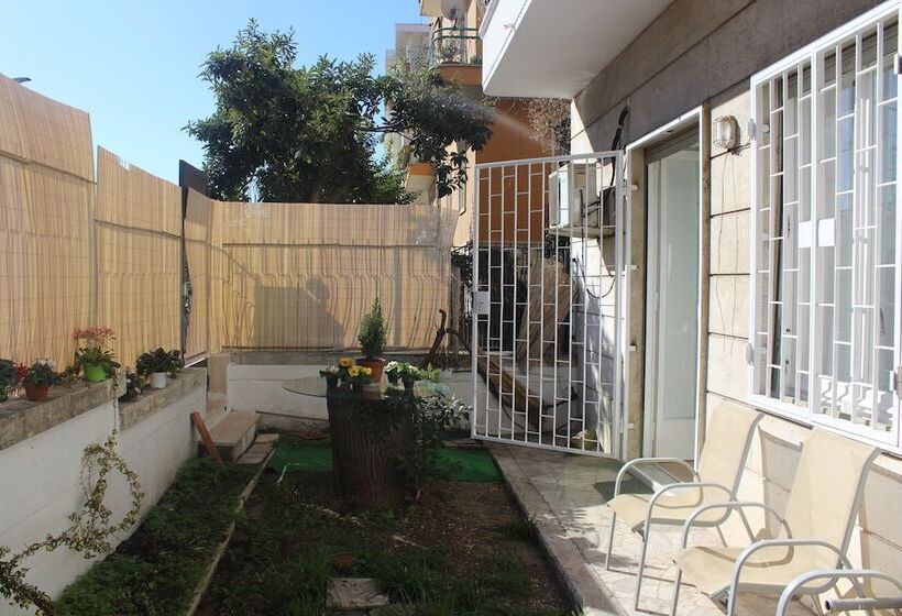 تختخواب و صبحانه Dad S Atelier