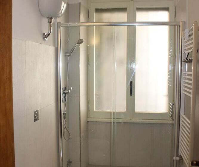 تختخواب و صبحانه Dad S Atelier