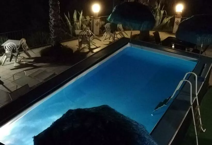 Aamiaismajoitus (B&B) La Casa Del Melograno