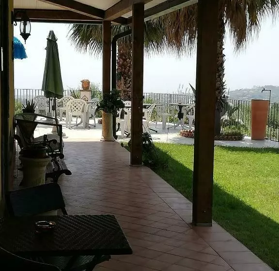 Aamiaismajoitus (B&B) La Casa Del Melograno