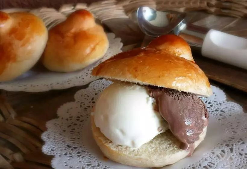 Aamiaismajoitus (B&B) La Casa Del Melograno