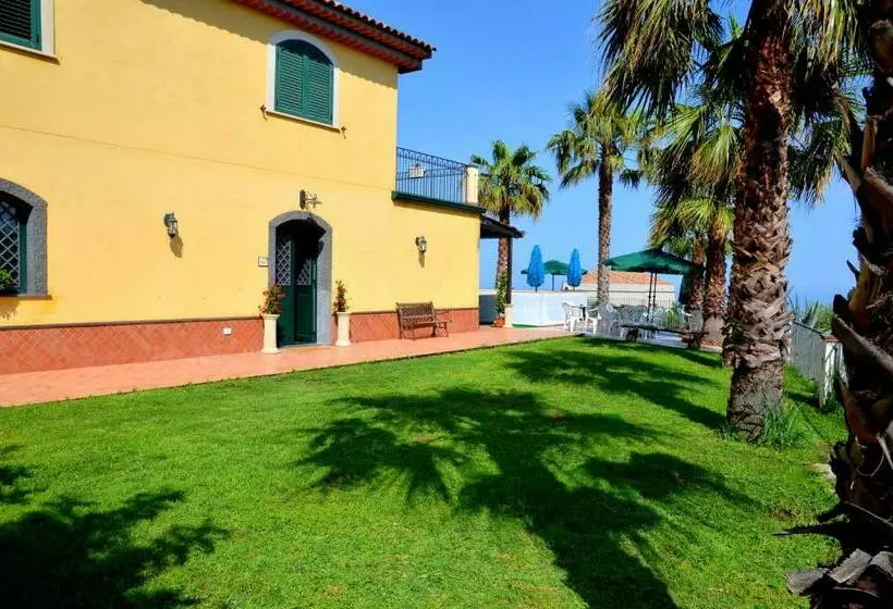 Aamiaismajoitus (B&B) La Casa Del Melograno