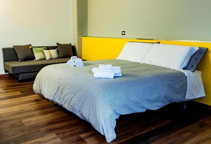 تختخواب و صبحانه Travel Station Bedandbreakfast