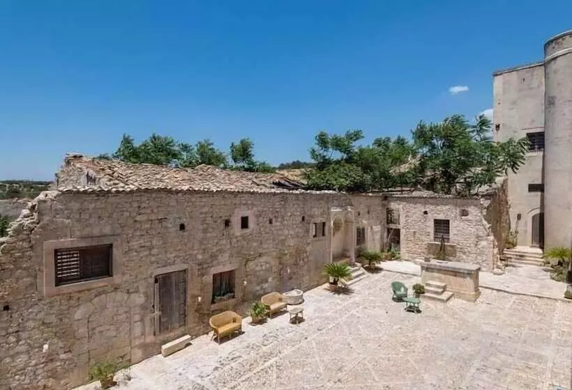 Aamiaismajoitus (B&B) Villa Fortezza Bruno