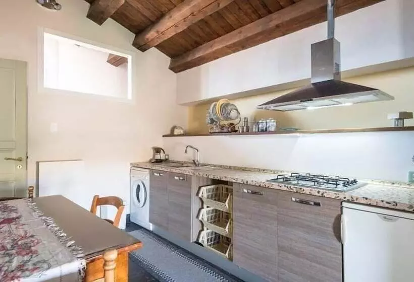 Aamiaismajoitus (B&B) Villa Fortezza Bruno