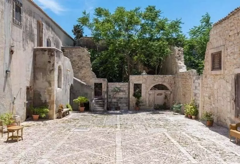 Aamiaismajoitus (B&B) Villa Fortezza Bruno