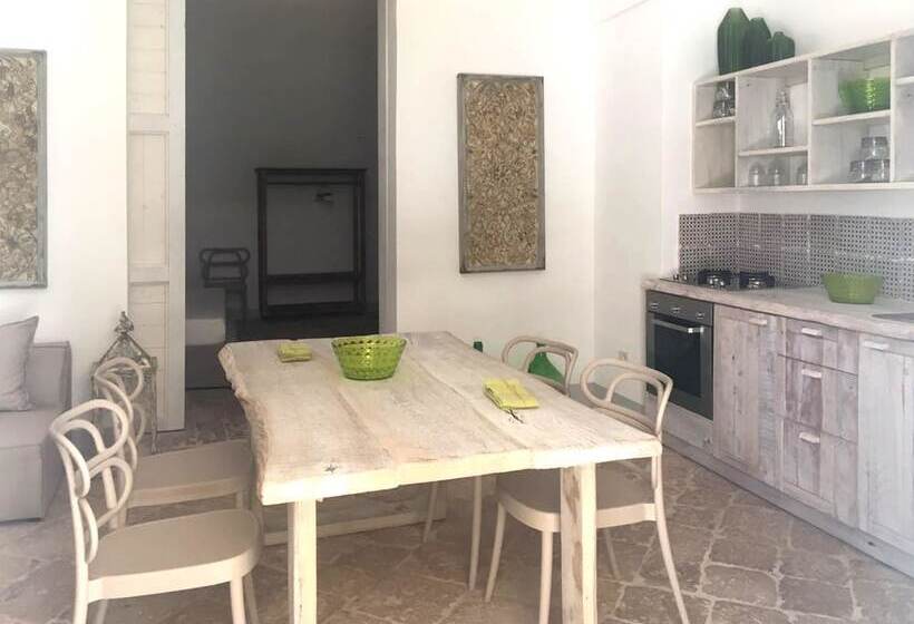 צימר Villa Starace Suites Et Appartements