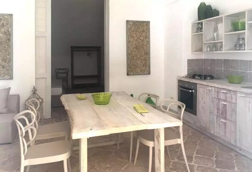 Aamiaismajoitus (B&B) Villa Starace Suites Et Appartements