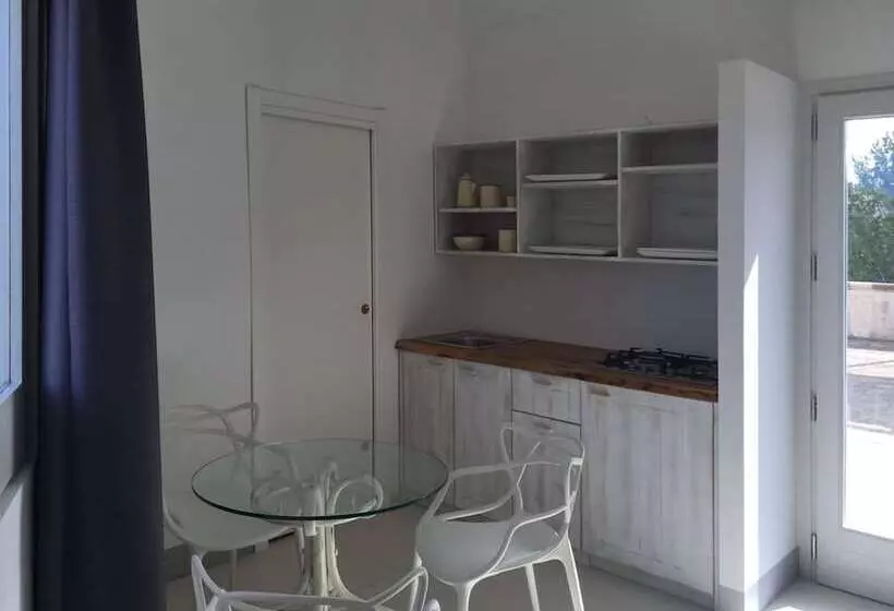 Aamiaismajoitus (B&B) Villa Starace Suites Et Appartements