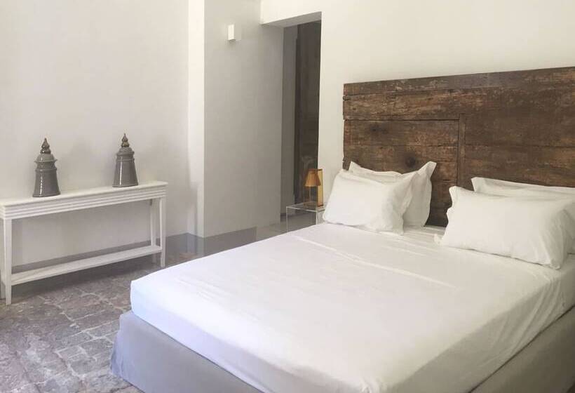 צימר Villa Starace Suites Et Appartements