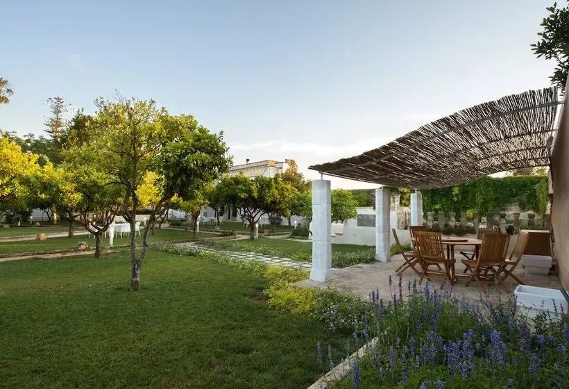 Aamiaismajoitus (B&B) Villa Starace Suites Et Appartements