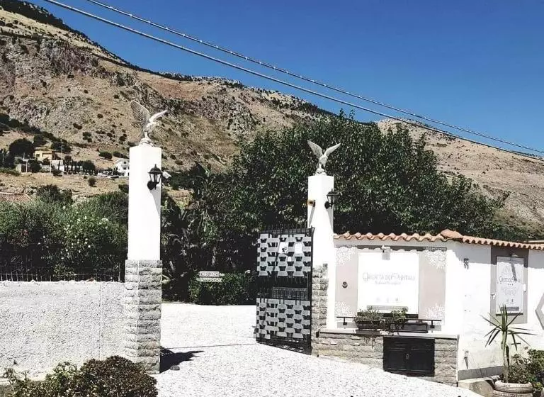 Grotta Dei Puntali B&b